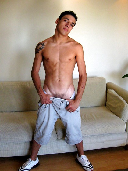 Latino twink Nico shows his sixpack and jacking off cock