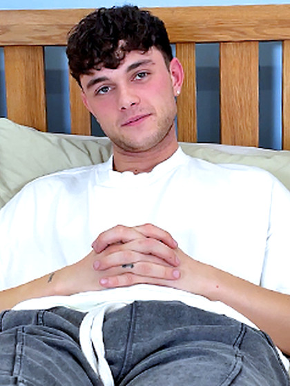 Young Straight Lean Lad Wanks his Hard Uncut Cock & Explodes with Cum!