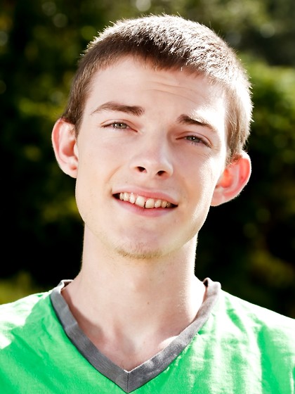 Skinny gay boy Tyson Stone shows his sexy ass