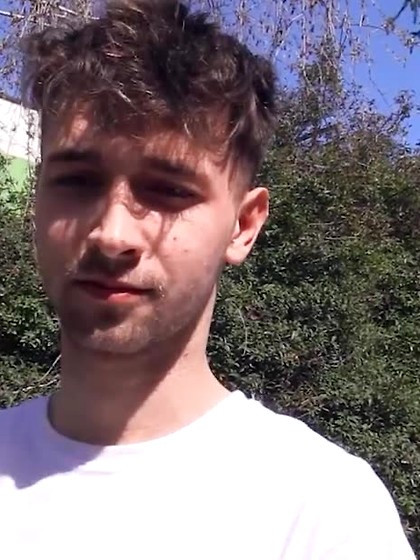 UNTING FOR BIG COCKS